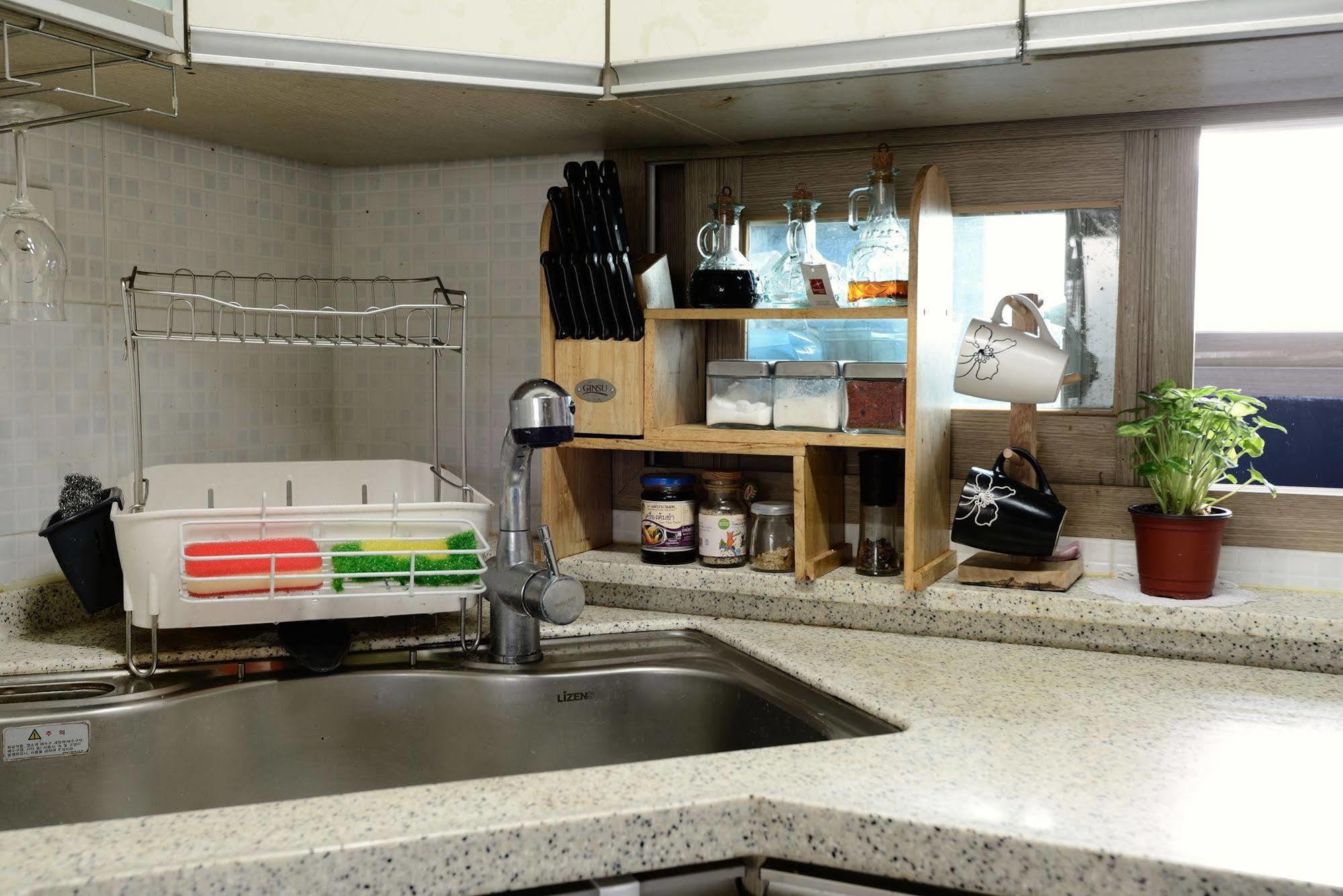 Budget Guesthouse Инчон Екстериор снимка